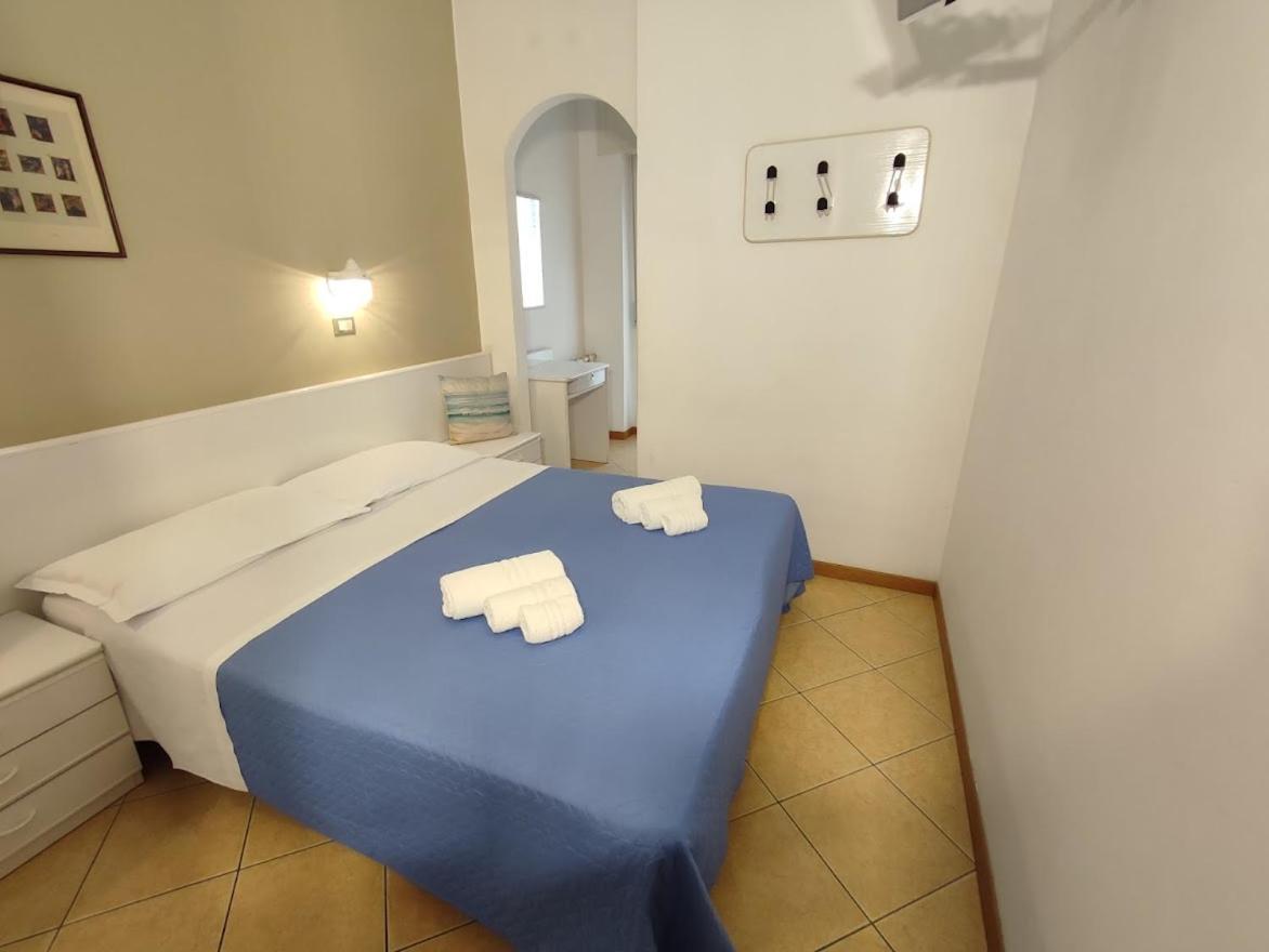 Hotel Athena B&B 가비체 마레 외부 사진