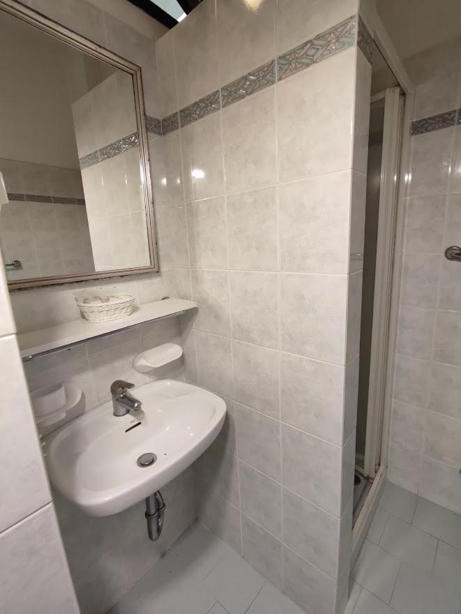 Hotel Athena B&B 가비체 마레 외부 사진